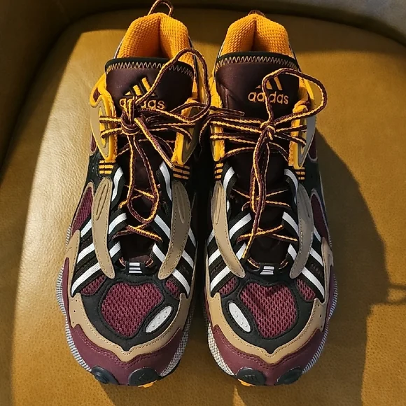 Adidas Cadiant Fyw Maroon and Khaki Athletic Shoes NWOB - Picture 3 of 7